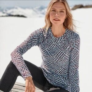 Smartwool Women's Crew Neck Merino wool thermal Sweater -Burgundy and Light Blue